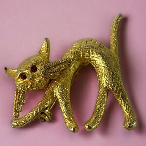 Vintage Brooch Pin Gold Toned Cat Red Eyes Rhinestones 1.75” in
